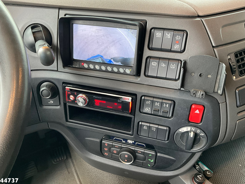 Nyergesvontató DAF FTM XF 530 8x4 Euro 6 ZF Intarder: 13 kép.