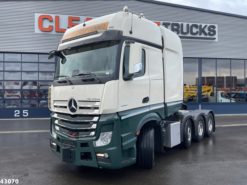Mercedes-Benz Actros 4163 SLT WSK 8x4 Push and Pull 250 TON - Nyergesvontató: 1 kép. Mercedes-Benz Actros 4163 SLT WSK 8x4 Push and Pull 250 TON - Nyergesvontató: 1 kép.