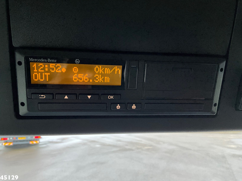 Nyergesvontató Mercedes-Benz Arocs 2663 6x4 Euro 6 Trekker with PTO NEW AND UNUSED!: 19 kép. Nyergesvontató Mercedes-Benz Arocs 2663 6x4 Euro 6 Trekker with PTO NEW AND UNUSED!: 19 kép.