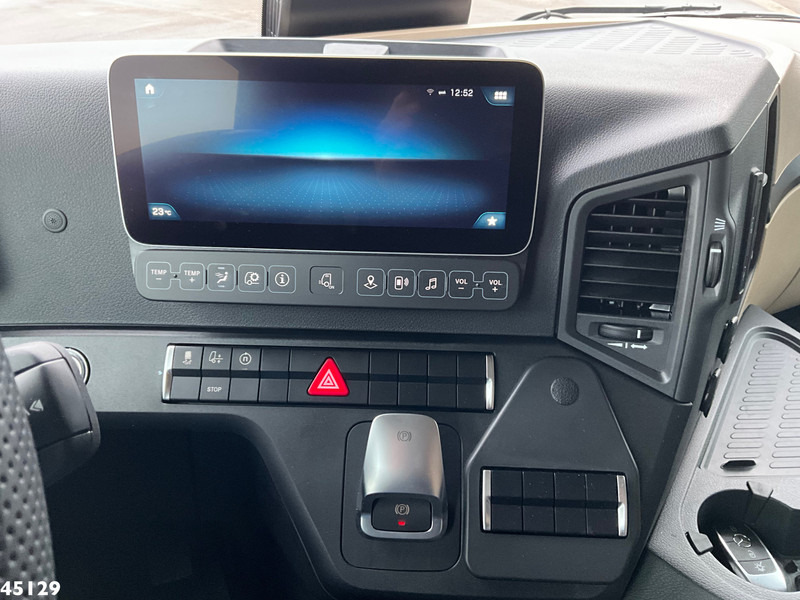 Nyergesvontató Mercedes-Benz Arocs 2663 6x4 Euro 6 Trekker with PTO NEW AND UNUSED!: 14 kép. Nyergesvontató Mercedes-Benz Arocs 2663 6x4 Euro 6 Trekker with PTO NEW AND UNUSED!: 14 kép.