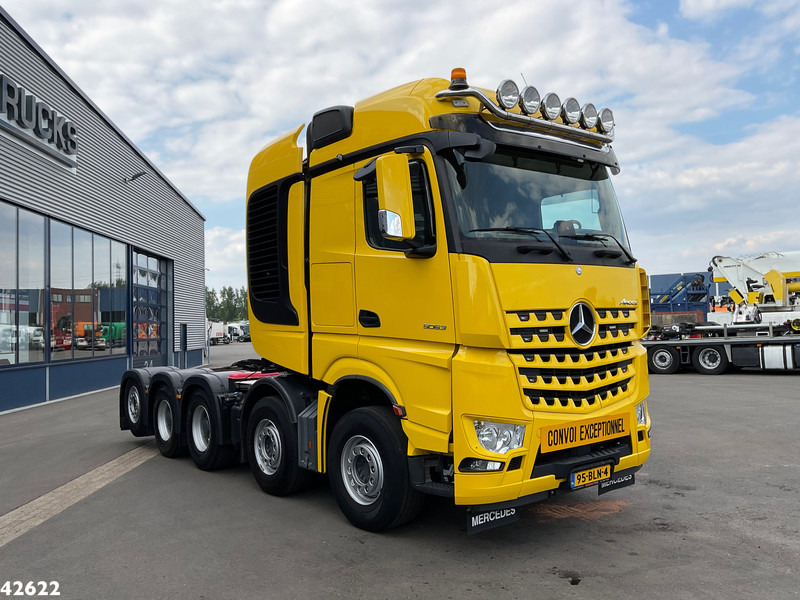 Mercedes-Benz Arocs 5063 SLT 10x4 Zwaartransport 180 TON - Nyergesvontató: 4 kép. Mercedes-Benz Arocs 5063 SLT 10x4 Zwaartransport 180 TON - Nyergesvontató: 4 kép.