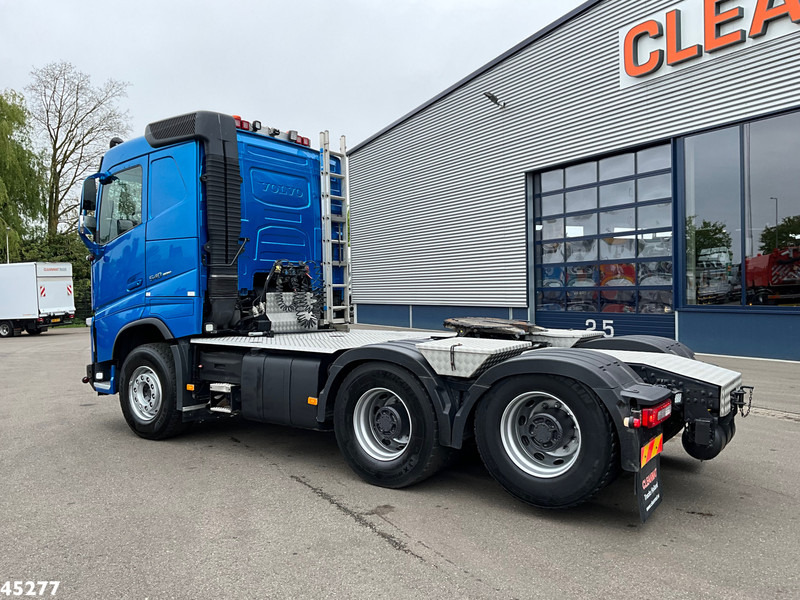 Volvo FH 540 6x4 Euro 6 Kiphydrauliek hefbare aangedreven as - Nyergesvontató: 4 kép. Volvo FH 540 6x4 Euro 6 Kiphydrauliek hefbare aangedreven as - Nyergesvontató: 4 kép.