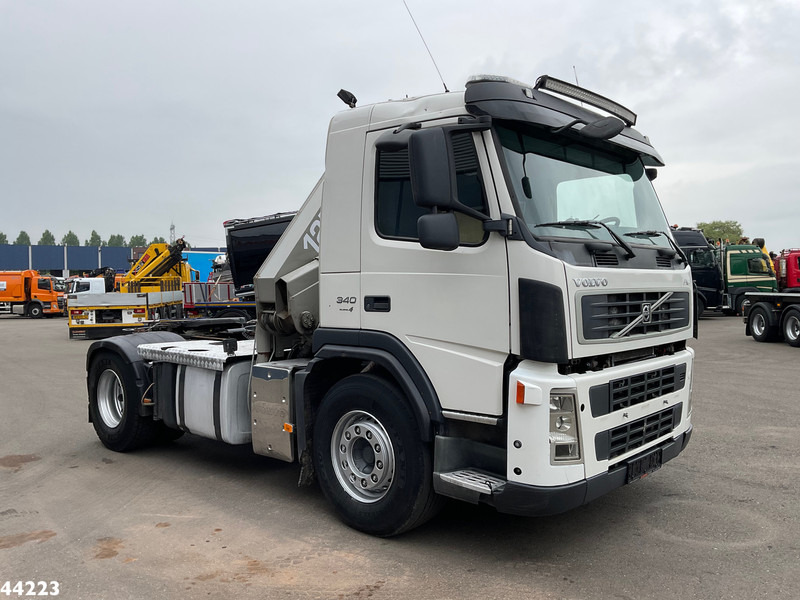Volvo FM 340 HMF 12 Tonmeter laadkraan - Nyergesvontató: 5 kép. Volvo FM 340 HMF 12 Tonmeter laadkraan - Nyergesvontató: 5 kép.