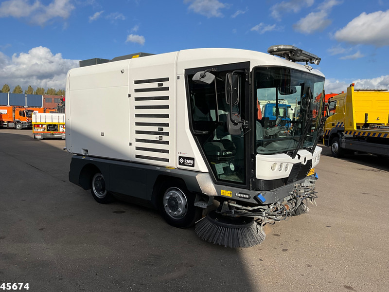 Ravo 540 Euro 6 - Utcaseprő gép: 3 kép. Ravo 540 Euro 6 - Utcaseprő gép: 3 kép.