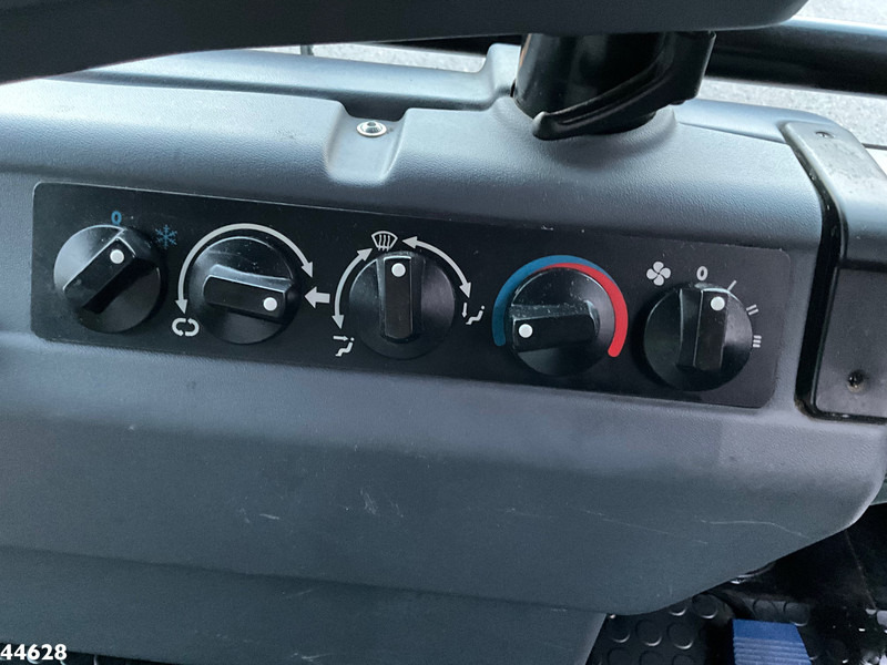 Utcaseprő gép Ravo 540 Euro 6 with 3-rd brush: 15 kép. Utcaseprő gép Ravo 540 Euro 6 with 3-rd brush: 15 kép.