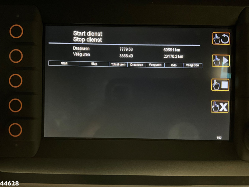 Utcaseprő gép Ravo 540 Euro 6 with 3-rd brush: 18 kép. Utcaseprő gép Ravo 540 Euro 6 with 3-rd brush: 18 kép.