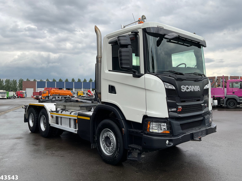Scania G 450 6x4 AJK 20 Ton haakarmsysteem - Horgos rakodó teherautó: 3 kép. Scania G 450 6x4 AJK 20 Ton haakarmsysteem - Horgos rakodó teherautó: 3 kép.