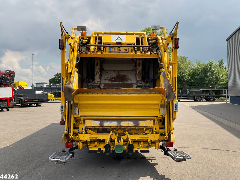 Scania P 270 Euro 6 Geesink 22m³ - Szemetesautó: 4 kép. Scania P 270 Euro 6 Geesink 22m³ - Szemetesautó: 4 kép.