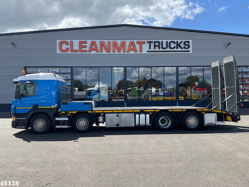 Scania P 410 8x2 Euro 6 Retarder Autotransporter met hydraulische oprijrampen - Autószállító teherautó: 2 kép. Scania P 410 8x2 Euro 6 Retarder Autotransporter met hydraulische oprijrampen - Autószállító teherautó: 2 kép.