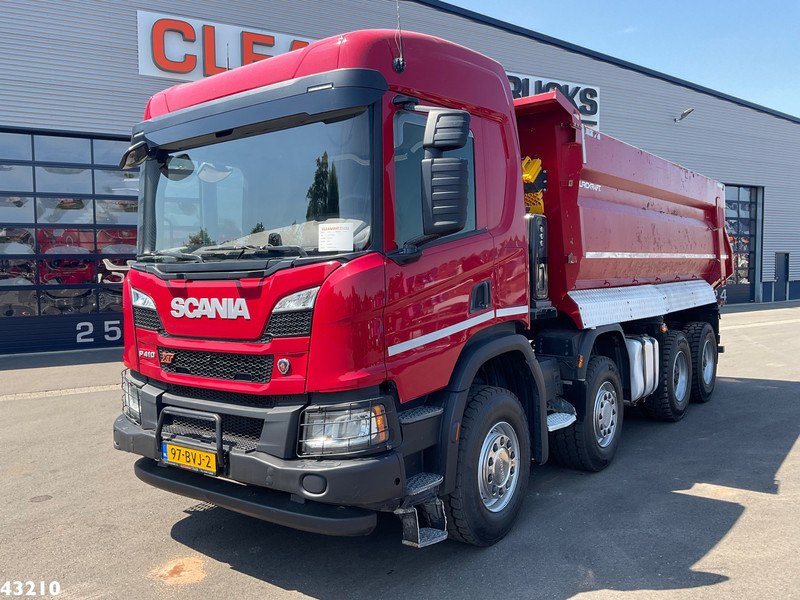 Scania P 410 8x4 Kipper - Billenőplatós teherautó: 2 kép. Scania P 410 8x4 Kipper - Billenőplatós teherautó: 2 kép.