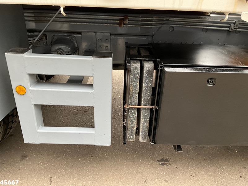 Scania T 93 4x2 Kipper met 31 Tonmeter laadkraan (bj 2005) + Fly-JIb! Just 118.736 km! lízing Scania T 93 4x2 Kipper met 31 Tonmeter laadkraan (bj 2005) + Fly-JIb! Just 118.736 km!: 15 kép. Scania T 93 4x2 Kipper met 31 Tonmeter laadkraan (bj 2005) + Fly-JIb! Just 118.736 km! lízing Scania T 93 4x2 Kipper met 31 Tonmeter laadkraan (bj 2005) + Fly-JIb! Just 118.736 km!: 15 kép.