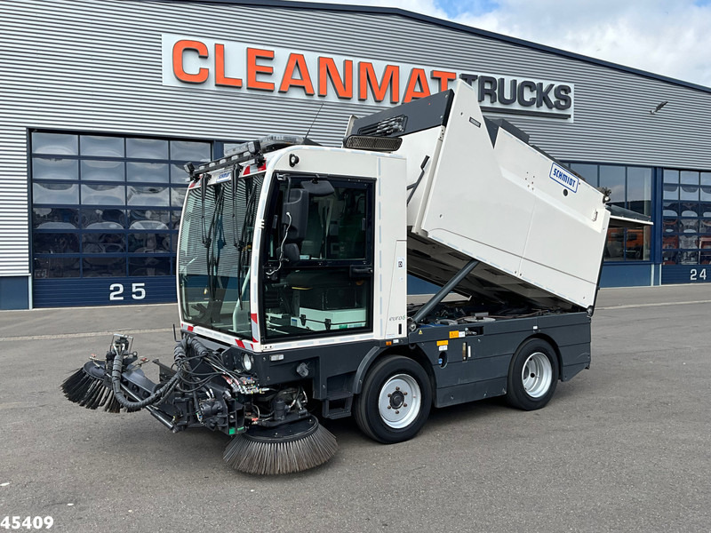 Schmidt Cleango 500 Compact Euro 6 with 3-rd brush - Utcaseprő gép: 1 kép. Schmidt Cleango 500 Compact Euro 6 with 3-rd brush - Utcaseprő gép: 1 kép.