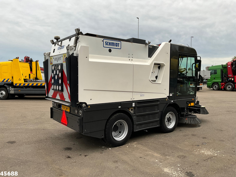 Schmidt Cleango Compact 500 Euro 6 with 3-rd brush Just 41.050 km! - Utcaseprő gép: 5 kép. Schmidt Cleango Compact 500 Euro 6 with 3-rd brush Just 41.050 km! - Utcaseprő gép: 5 kép.