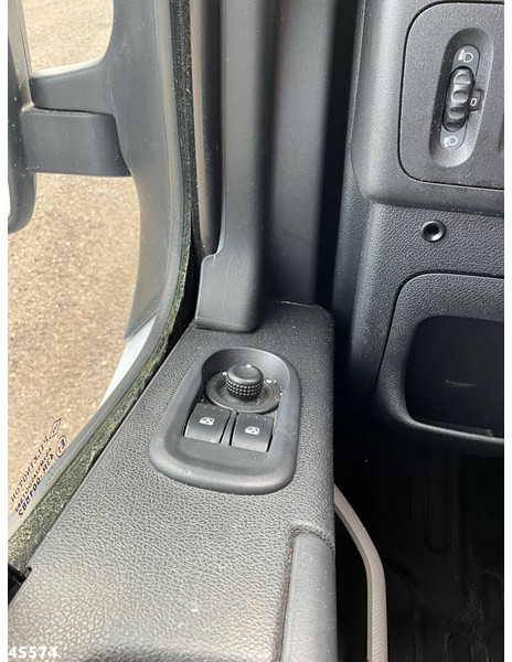 Teherautó Renault Master T35 2.3 DCI Euro 6 Klubb 12,5 meter hoogwerker: 18 kép. Teherautó Renault Master T35 2.3 DCI Euro 6 Klubb 12,5 meter hoogwerker: 18 kép.