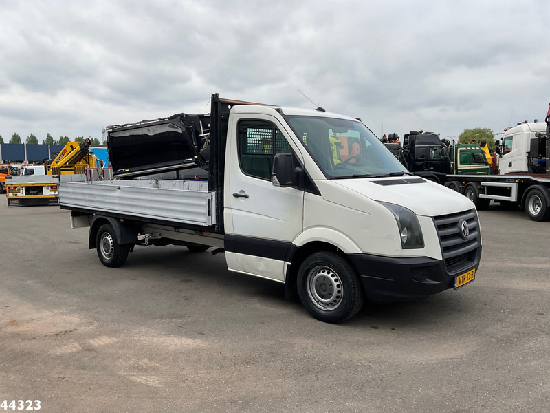 Volkswagen Crafter 35 2.5 TDI - Platós teherautó: 5 kép. Volkswagen Crafter 35 2.5 TDI - Platós teherautó: 5 kép.