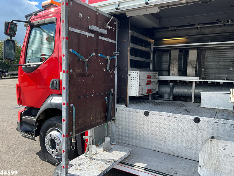 Volvo FE 240 Euro 5 Brandweer waterspuitwagen - Tűzoltóautó: 3 kép. Volvo FE 240 Euro 5 Brandweer waterspuitwagen - Tűzoltóautó: 3 kép.