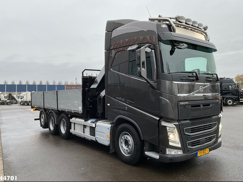 Volvo FH 540 8x4 Euro 6 Hiab 37 Tonmeter laadkraan - Darus autó: 5 kép. Volvo FH 540 8x4 Euro 6 Hiab 37 Tonmeter laadkraan - Darus autó: 5 kép.