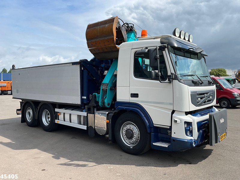 Volvo FM 330 6x2/6x4 Hydrodrive HMF 16 Tonmeter Z-kraan - Billenőplatós teherautó, Darus autó: 4 kép. Volvo FM 330 6x2/6x4 Hydrodrive HMF 16 Tonmeter Z-kraan - Billenőplatós teherautó, Darus autó: 4 kép.