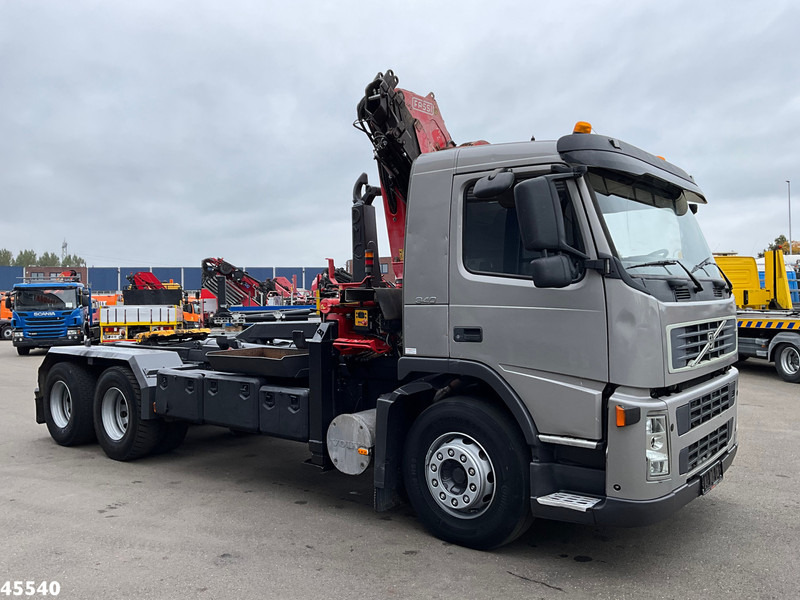 Volvo FM 340 6x4 Fassi 19 Tonmeter laadkraan - Horgos rakodó teherautó, Darus autó: 5 kép. Volvo FM 340 6x4 Fassi 19 Tonmeter laadkraan - Horgos rakodó teherautó, Darus autó: 5 kép.