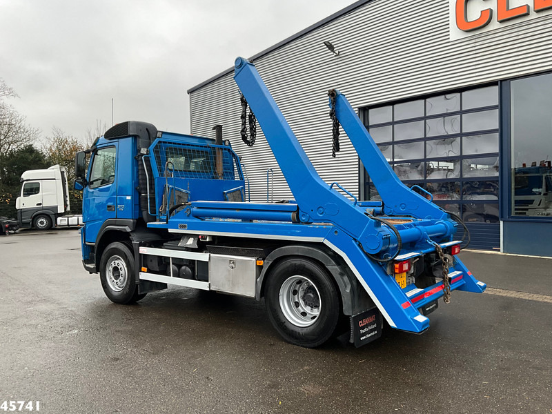 Volvo FM 370 Hiab 14 Ton portaalarmsysteem - Konténerszállító: 3 kép. Volvo FM 370 Hiab 14 Ton portaalarmsysteem - Konténerszállító: 3 kép.