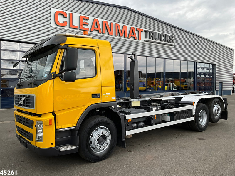 Volvo FM 400 Euro 5 VDL 20 Ton Haakarmsysteem - Horgos rakodó teherautó: 2 kép. Volvo FM 400 Euro 5 VDL 20 Ton Haakarmsysteem - Horgos rakodó teherautó: 2 kép.