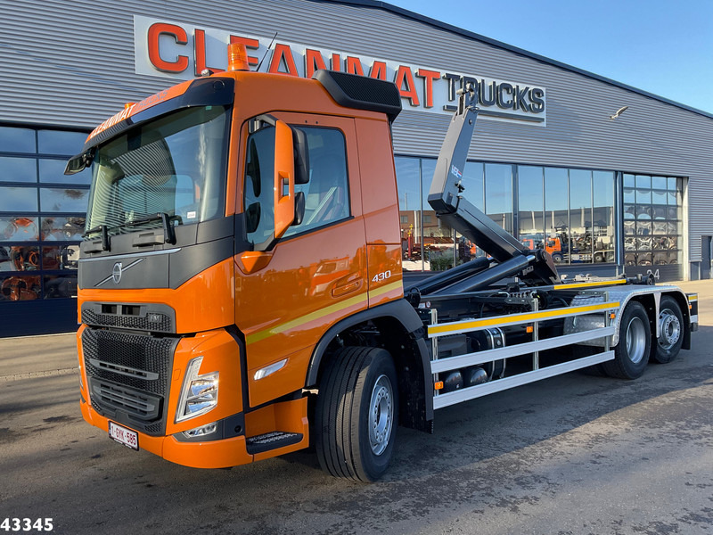 Volvo FM 430 Euro 6 VDL 21 Ton haakarmsysteem - Horgos rakodó teherautó: 1 kép. Volvo FM 430 Euro 6 VDL 21 Ton haakarmsysteem - Horgos rakodó teherautó: 1 kép.