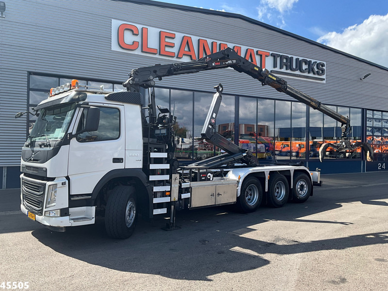 Volvo FM 500 8x4 Euro 6 HMF 19 Tonmeter Z-kraan - Horgos rakodó teherautó, Darus autó: 1 kép. Volvo FM 500 8x4 Euro 6 HMF 19 Tonmeter Z-kraan - Horgos rakodó teherautó, Darus autó: 1 kép.