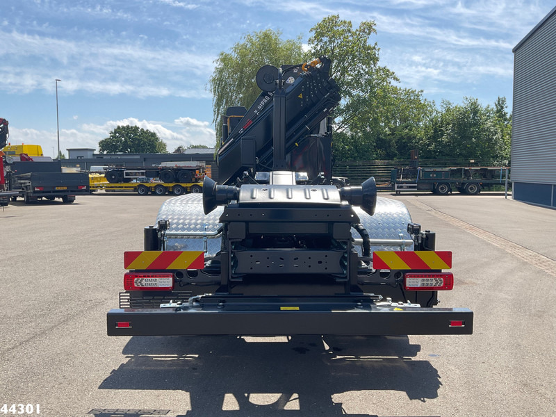 Volvo FMX 500 8x4 Euro 6 Hiab 65 Tonmeter laadkraan + Multilift 25 Ton haakarmsysteem NEW AND UNUSED! - Horgos rakodó teherautó, Darus autó: 3 kép. Volvo FMX 500 8x4 Euro 6 Hiab 65 Tonmeter laadkraan + Multilift 25 Ton haakarmsysteem NEW AND UNUSED! - Horgos rakodó teherautó, Darus autó: 3 kép.
