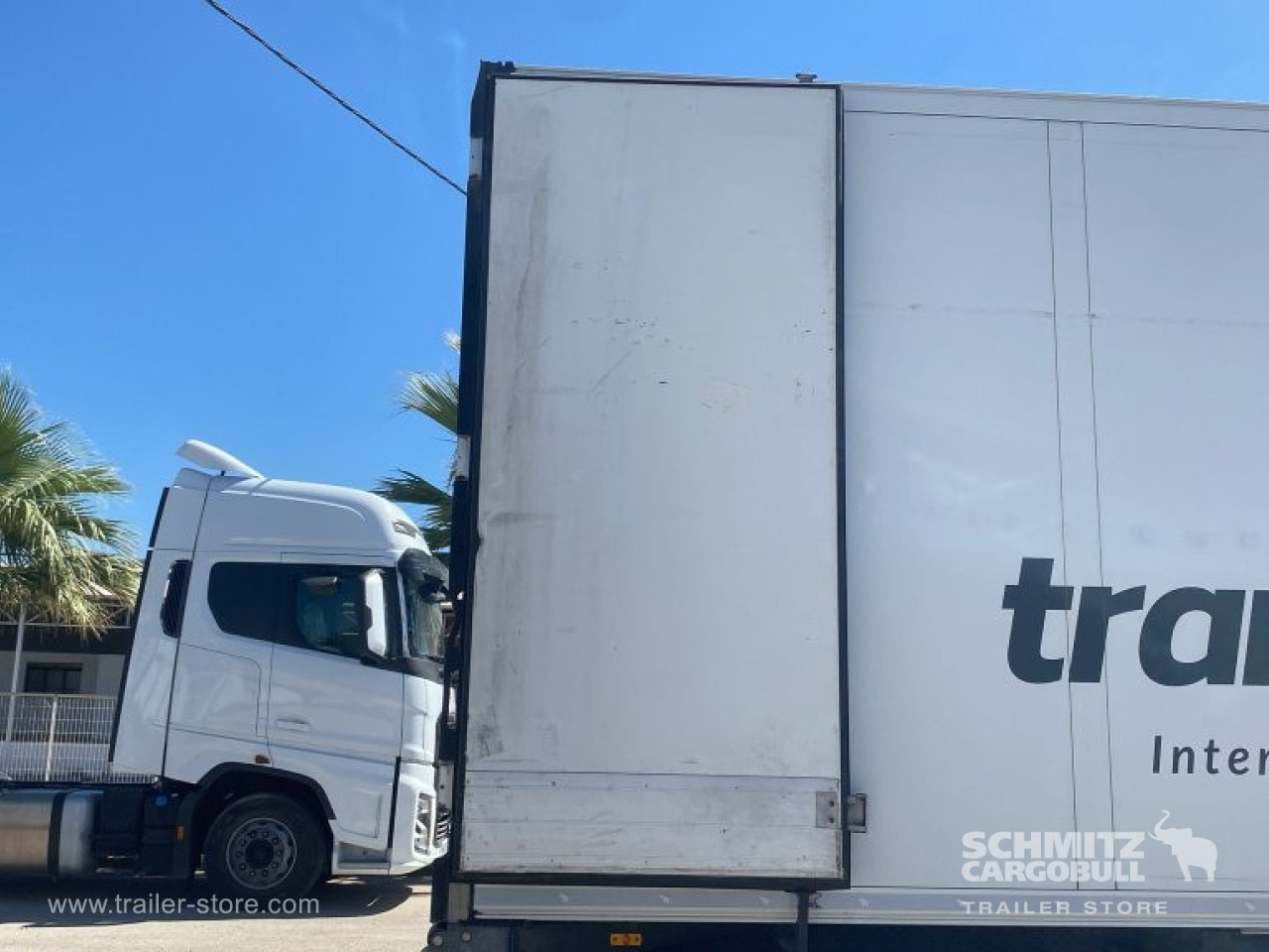 SCHMITZ Semiremolque Frigo Standard - Félpótkocsi hőszigetelt: 2 kép. SCHMITZ Semiremolque Frigo Standard - Félpótkocsi hőszigetelt: 2 kép.