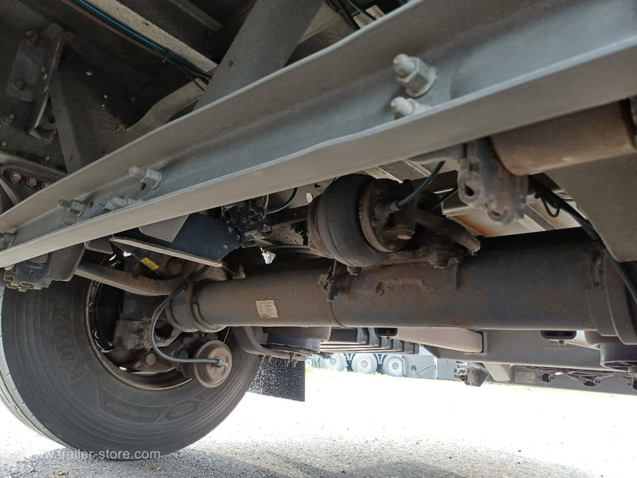 Ponyvás félpótkocsi SCHMITZ Auflieger Curtainsider Standard Forklift holder: 6 kép.