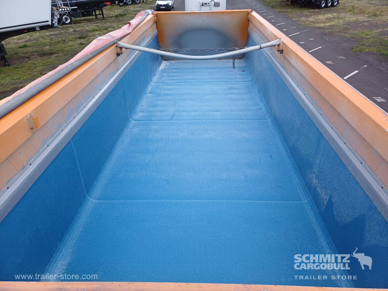 SCHMITZ Auflieger Kipper Alukastenmulde 24m³ - Félpótkocsi billenőplatós: 5 kép. SCHMITZ Auflieger Kipper Alukastenmulde 24m³ - Félpótkocsi billenőplatós: 5 kép.