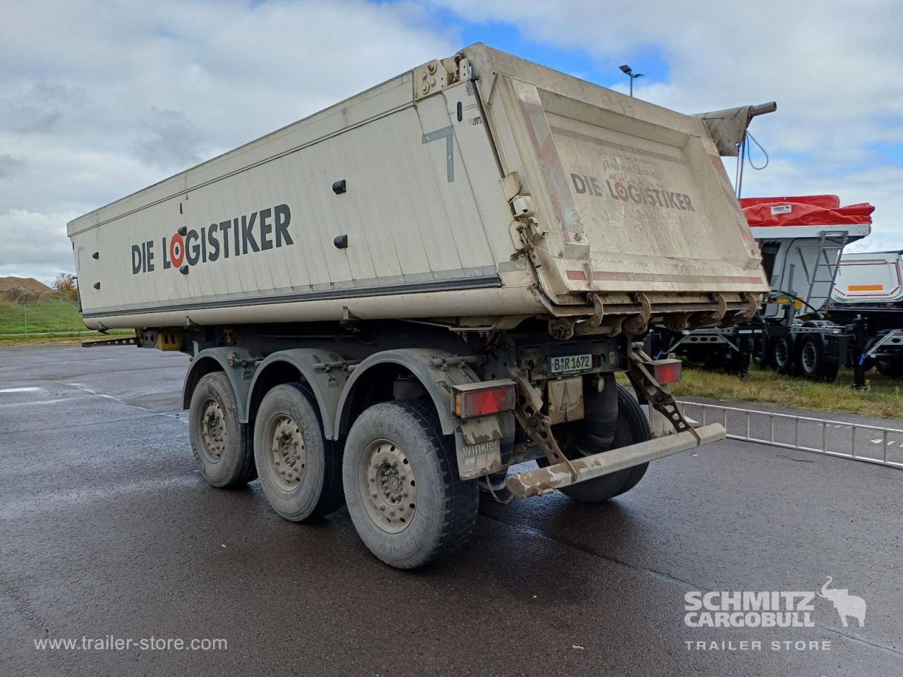 SCHMITZ Auflieger Kipper Alukastenmulde 24m³ - Félpótkocsi billenőplatós: 4 kép. SCHMITZ Auflieger Kipper Alukastenmulde 24m³ - Félpótkocsi billenőplatós: 4 kép.