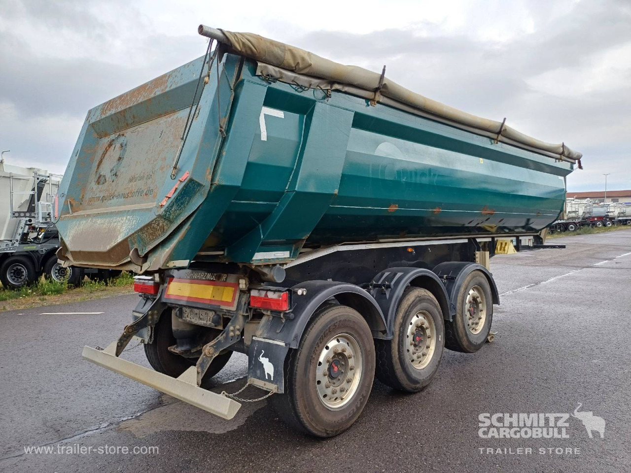 Félpótkocsi billenőplatós SCHWARZMUELLER Auflieger Kipper Stahlrundmulde 26m³: 7 kép. Félpótkocsi billenőplatós SCHWARZMUELLER Auflieger Kipper Stahlrundmulde 26m³: 7 kép.