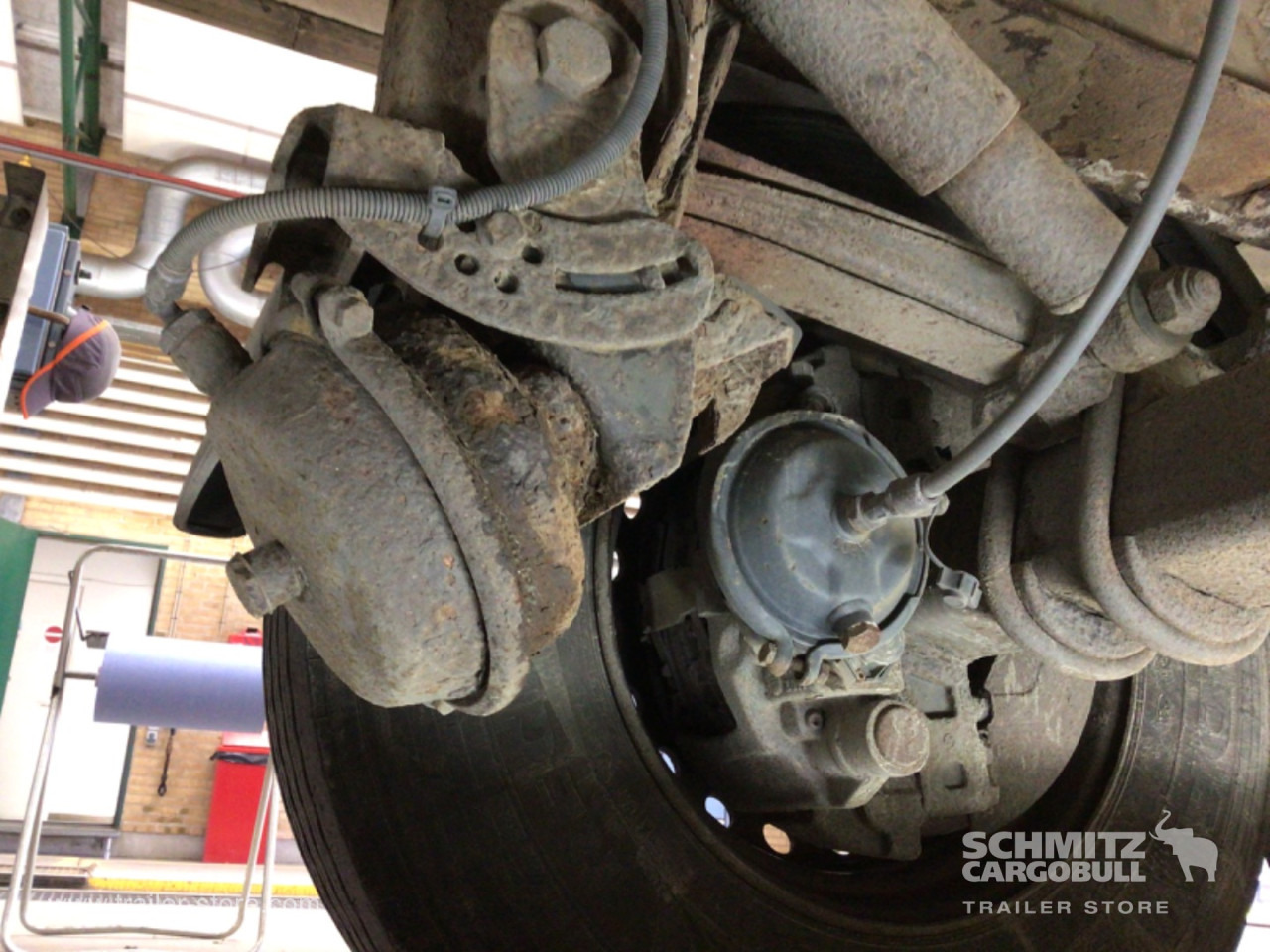 KRONE Reefer Standard Taillift - Félpótkocsi hőszigetelt: 4 kép. KRONE Reefer Standard Taillift - Félpótkocsi hőszigetelt: 4 kép.