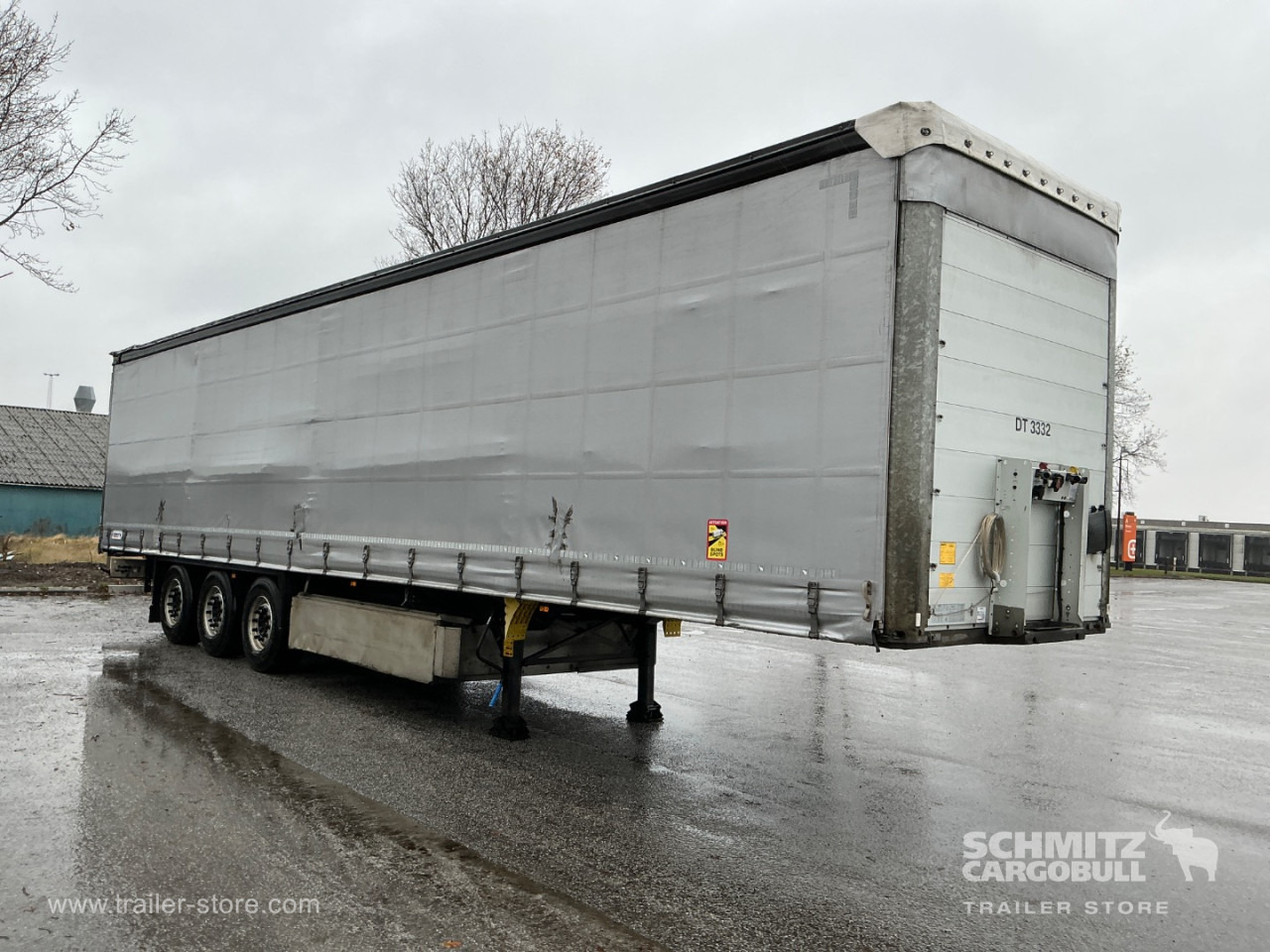 SCHMITZ Curtainsider Standard , Folding wall right - Ponyvás félpótkocsi: 1 kép. SCHMITZ Curtainsider Standard , Folding wall right - Ponyvás félpótkocsi: 1 kép.
