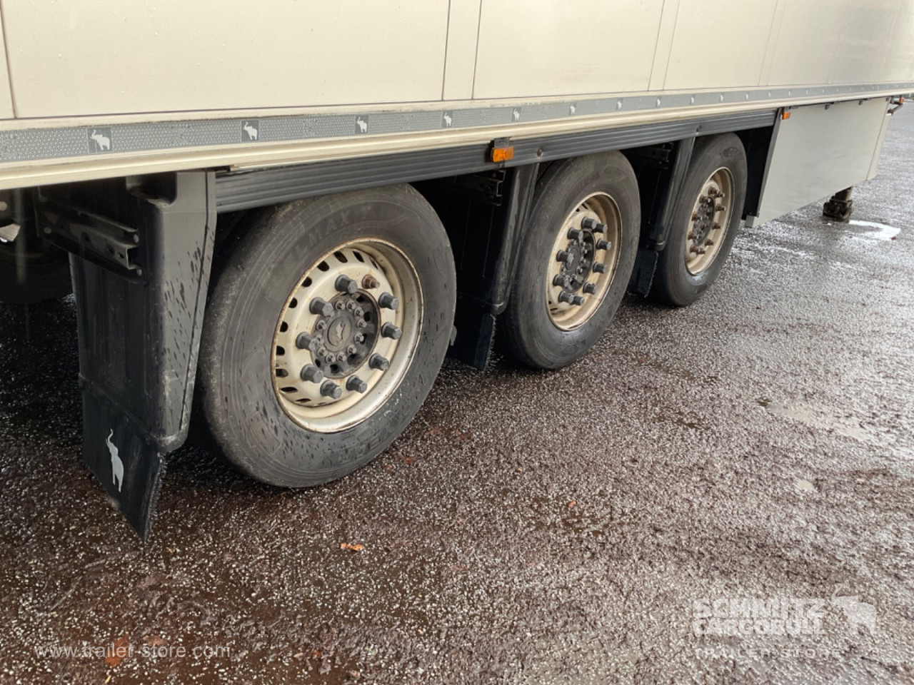 SCHMITZ Reefer Multitemp Double deck - Félpótkocsi hőszigetelt: 3 kép. SCHMITZ Reefer Multitemp Double deck - Félpótkocsi hőszigetelt: 3 kép.