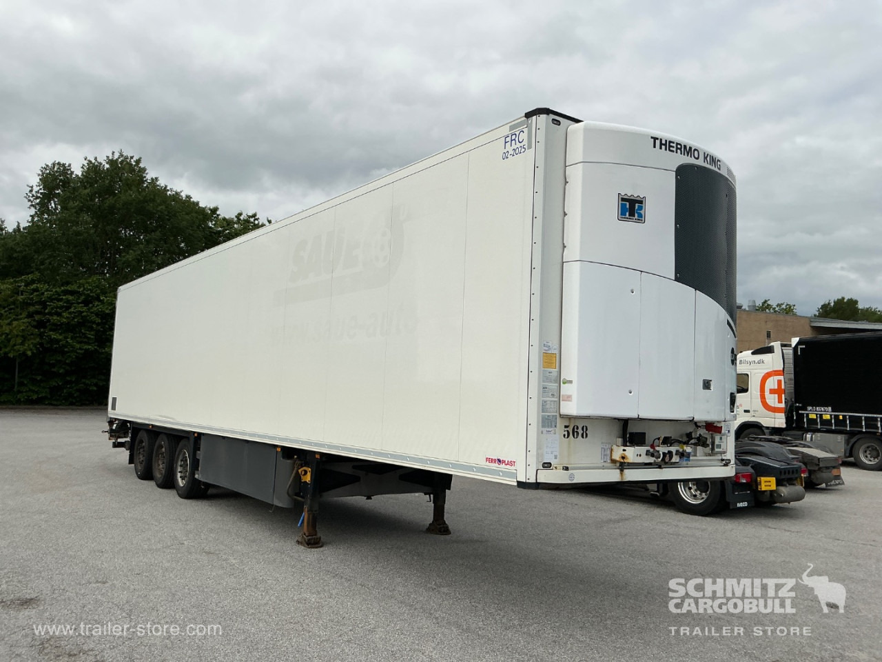 SCHMITZ Reefer Multitemp Double deck Taillift - Félpótkocsi hőszigetelt: 1 kép. SCHMITZ Reefer Multitemp Double deck Taillift - Félpótkocsi hőszigetelt: 1 kép.