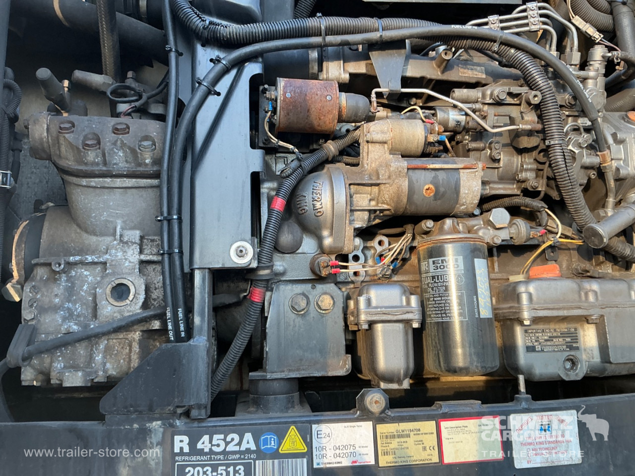 SCHMITZ Reefer Standard Double deck - Félpótkocsi hőszigetelt: 2 kép. SCHMITZ Reefer Standard Double deck - Félpótkocsi hőszigetelt: 2 kép.