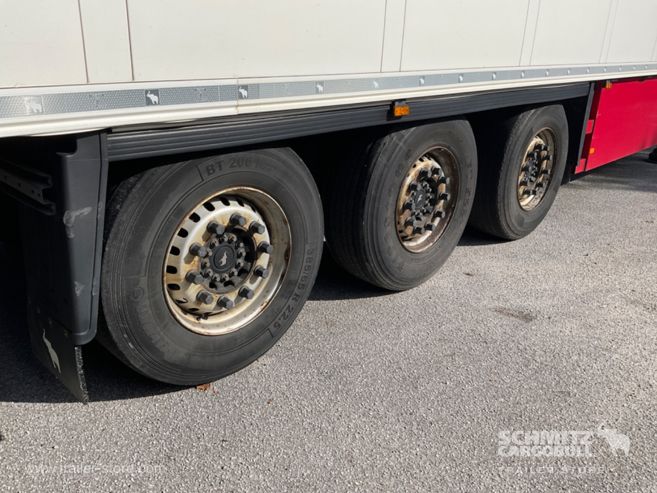 SCHMITZ Reefer Standard Double deck - Félpótkocsi hőszigetelt: 3 kép. SCHMITZ Reefer Standard Double deck - Félpótkocsi hőszigetelt: 3 kép.