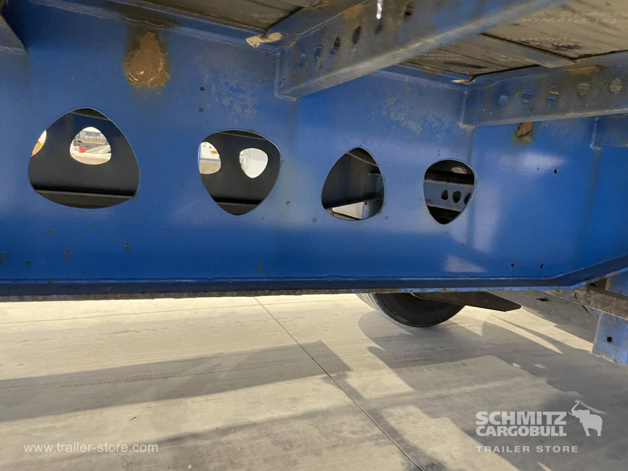 BERGER Semiremolque Lona Mega - Ponyvás félpótkocsi: 4 kép. BERGER Semiremolque Lona Mega - Ponyvás félpótkocsi: 4 kép.