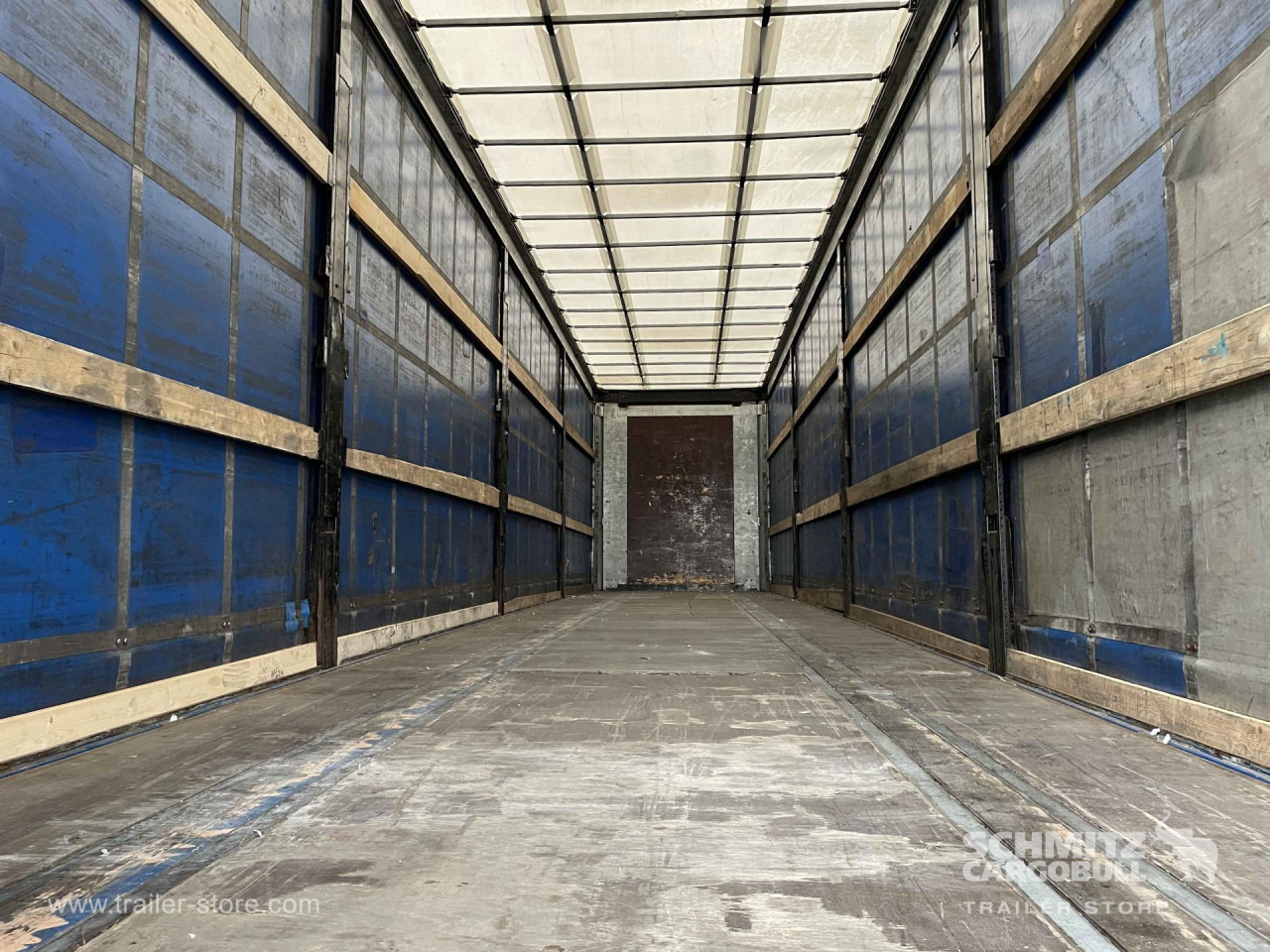 LECI TRAILER Semiremolque Lona Mega - Ponyvás félpótkocsi: 3 kép. LECI TRAILER Semiremolque Lona Mega - Ponyvás félpótkocsi: 3 kép.