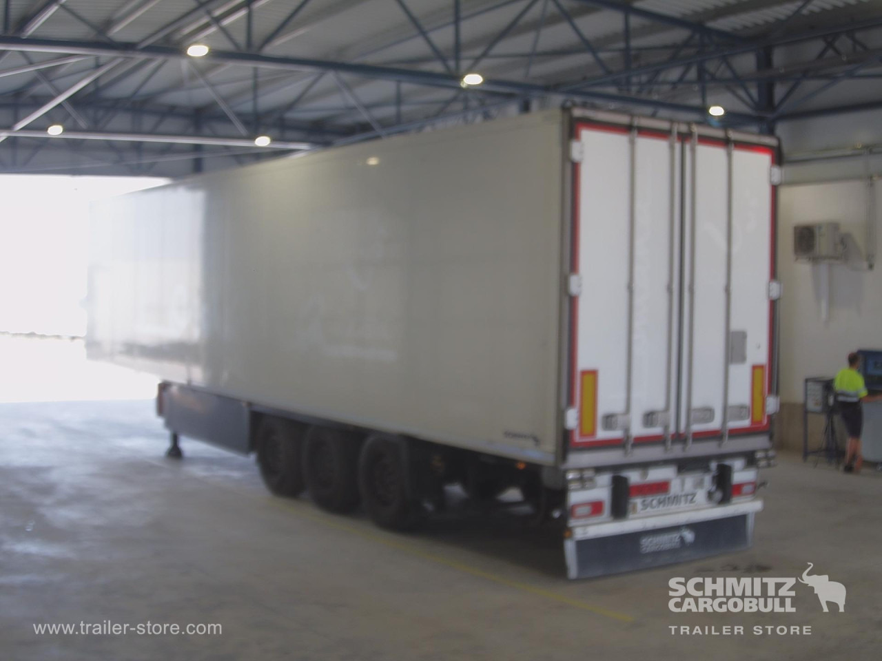 SCHMITZ Semiremolque Frigo Standard - Félpótkocsi hőszigetelt: 5 kép. SCHMITZ Semiremolque Frigo Standard - Félpótkocsi hőszigetelt: 5 kép.