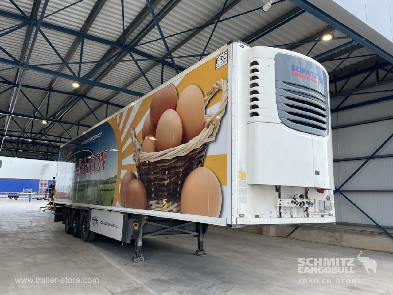 SCHMITZ Semiremolque Frigo Standard - Félpótkocsi hőszigetelt: 3 kép. SCHMITZ Semiremolque Frigo Standard - Félpótkocsi hőszigetelt: 3 kép.