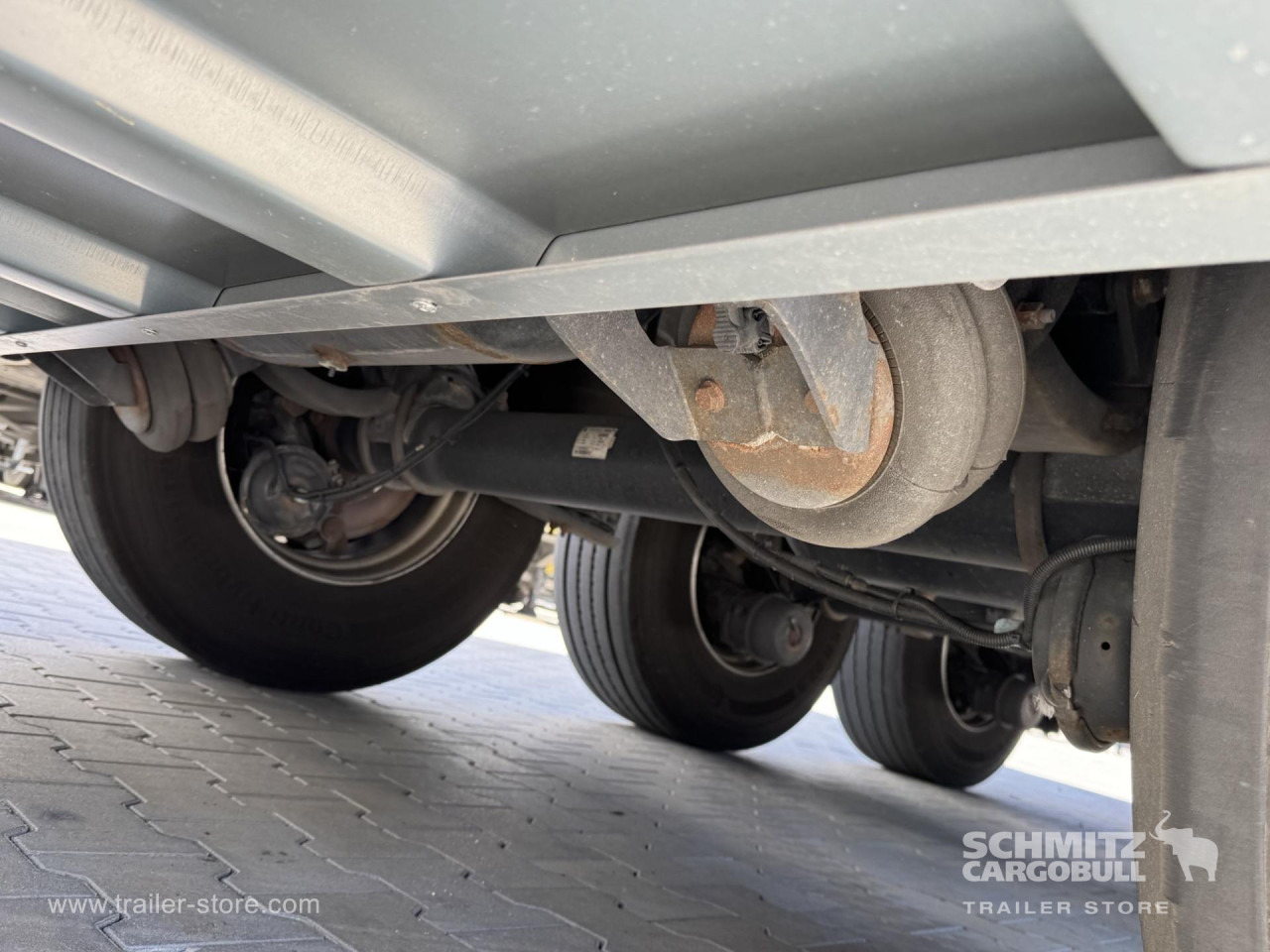 SCHMITZ Reefer Standard Double deck - Félpótkocsi hőszigetelt: 4 kép. SCHMITZ Reefer Standard Double deck - Félpótkocsi hőszigetelt: 4 kép.