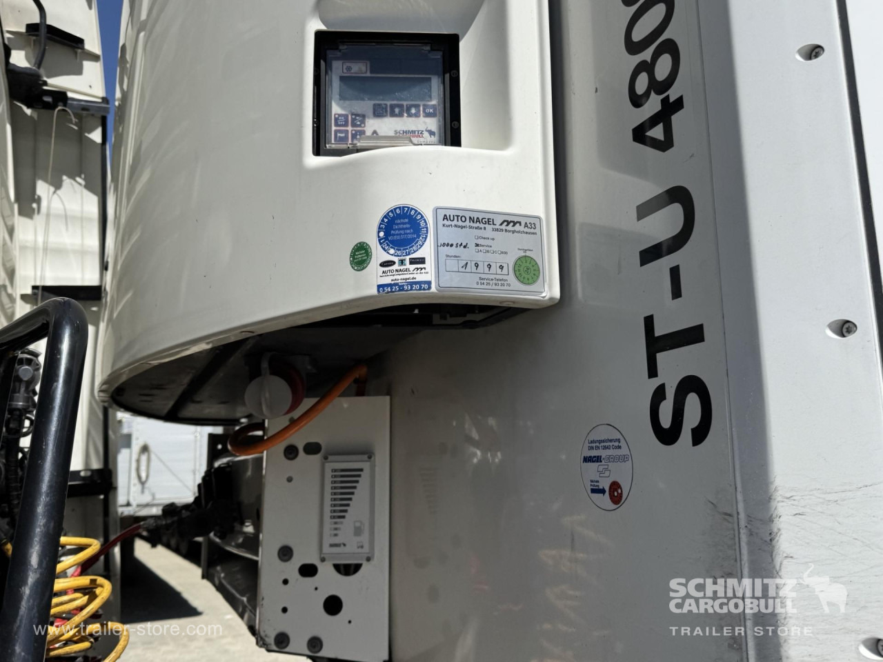 SCHMITZ Reefer Standard Double deck - Félpótkocsi hőszigetelt: 5 kép. SCHMITZ Reefer Standard Double deck - Félpótkocsi hőszigetelt: 5 kép.