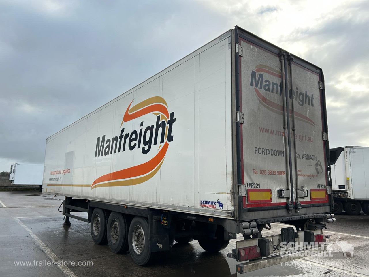 Félpótkocsi hőszigetelt SCHMITZ Reefer Multitemp: 8 kép. Félpótkocsi hőszigetelt SCHMITZ Reefer Multitemp: 8 kép.