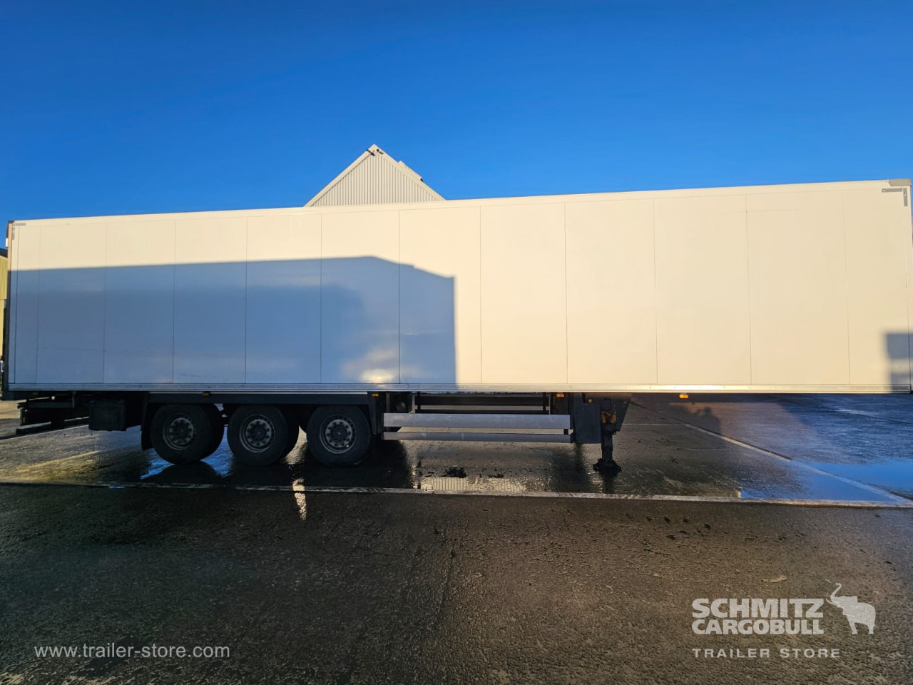 SCHMITZ Reefer Multitemp - Félpótkocsi hőszigetelt: 2 kép. SCHMITZ Reefer Multitemp - Félpótkocsi hőszigetelt: 2 kép.