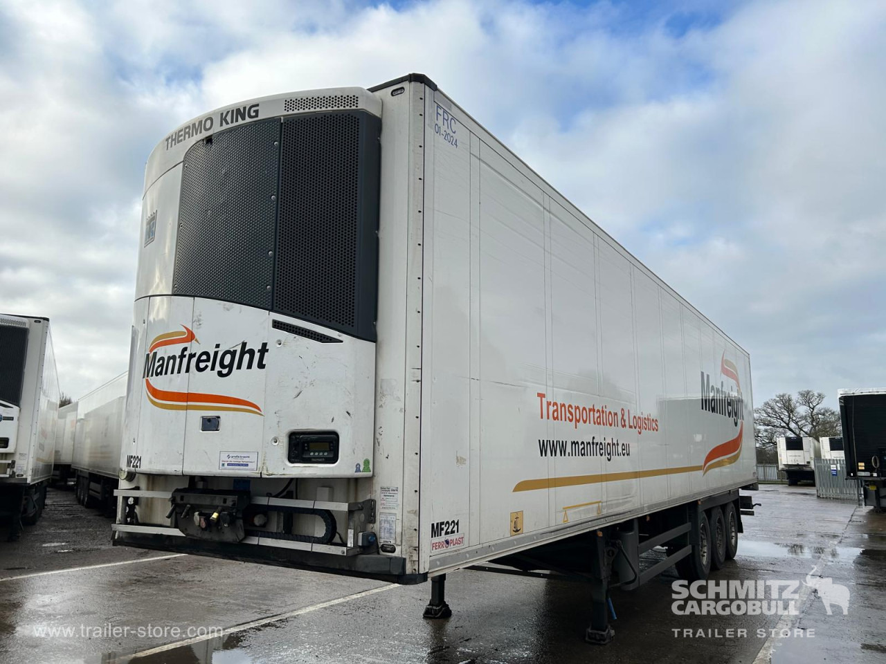 Félpótkocsi hőszigetelt SCHMITZ Reefer Multitemp: 11 kép. Félpótkocsi hőszigetelt SCHMITZ Reefer Multitemp: 11 kép.