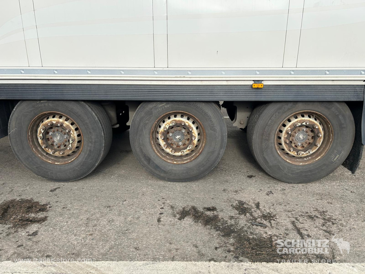 SCHMITZ Reefer Standard - Félpótkocsi hőszigetelt: 5 kép. SCHMITZ Reefer Standard - Félpótkocsi hőszigetelt: 5 kép.