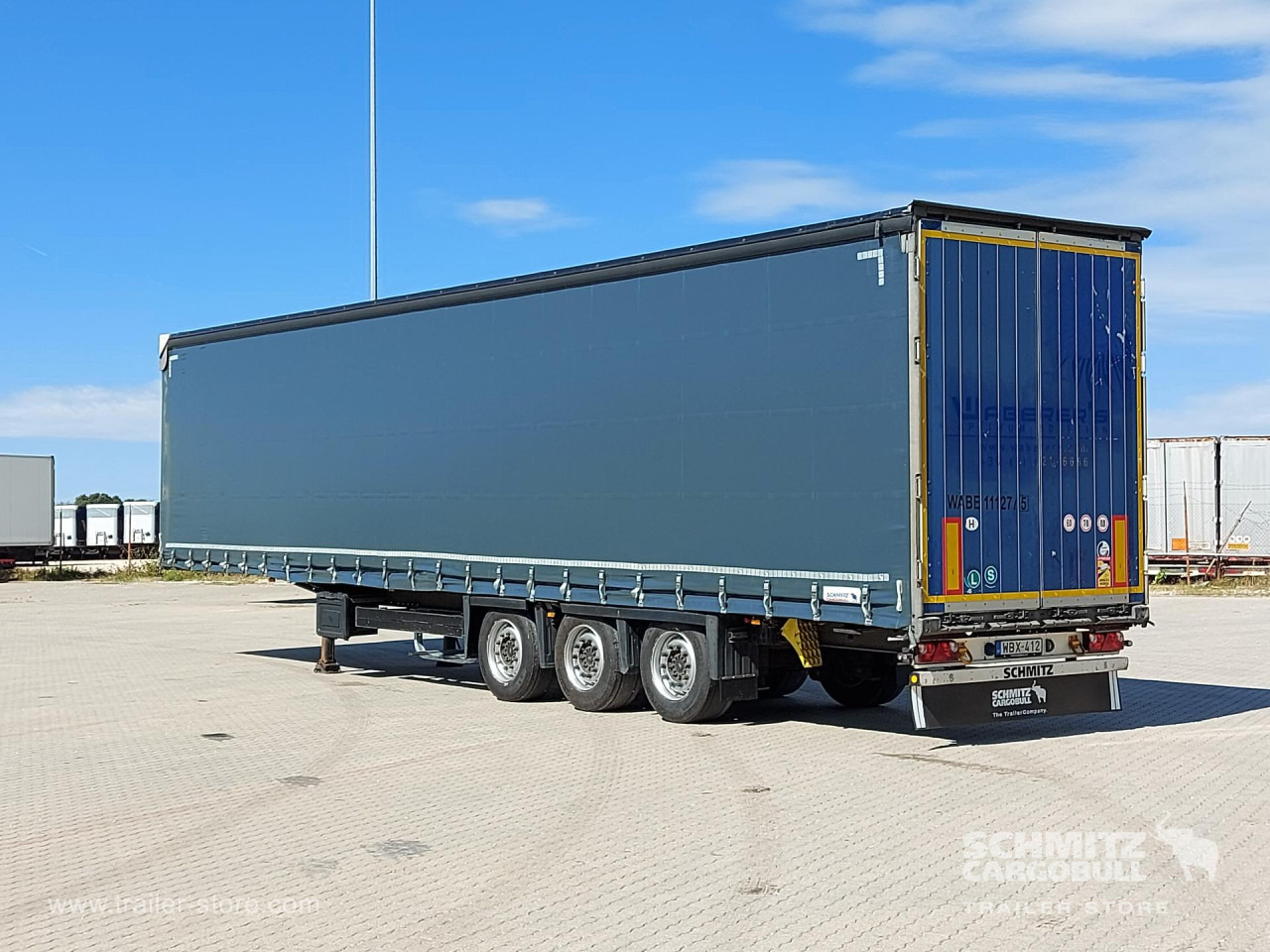 Ponyvás félpótkocsi SCHMITZ Curtainsider Mega: 8 kép. Ponyvás félpótkocsi SCHMITZ Curtainsider Mega: 8 kép.